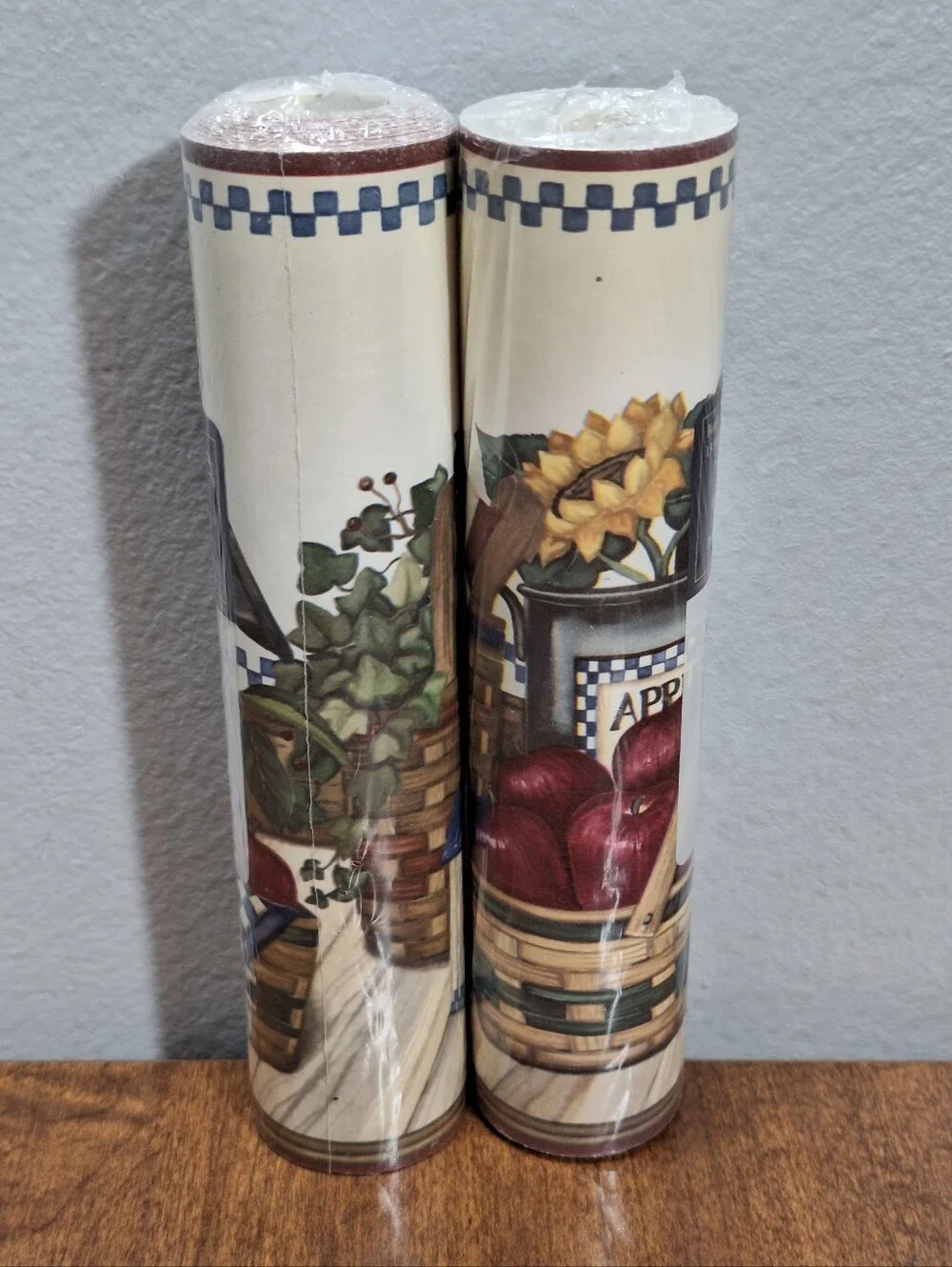 New Americana Village Wallpaper Border Patriotic Flag 2 Rolls 15ftx7in Each USA